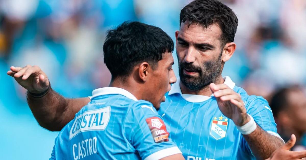 (VIDEO | FOTOS) Cristal vapuleó 5-0 al Binacional en el Alberto Gallardo