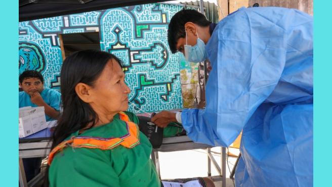 Más de 379 000 mujeres indígenas han recibido atenciones de salud con enfoque intercultural en lo que va del año