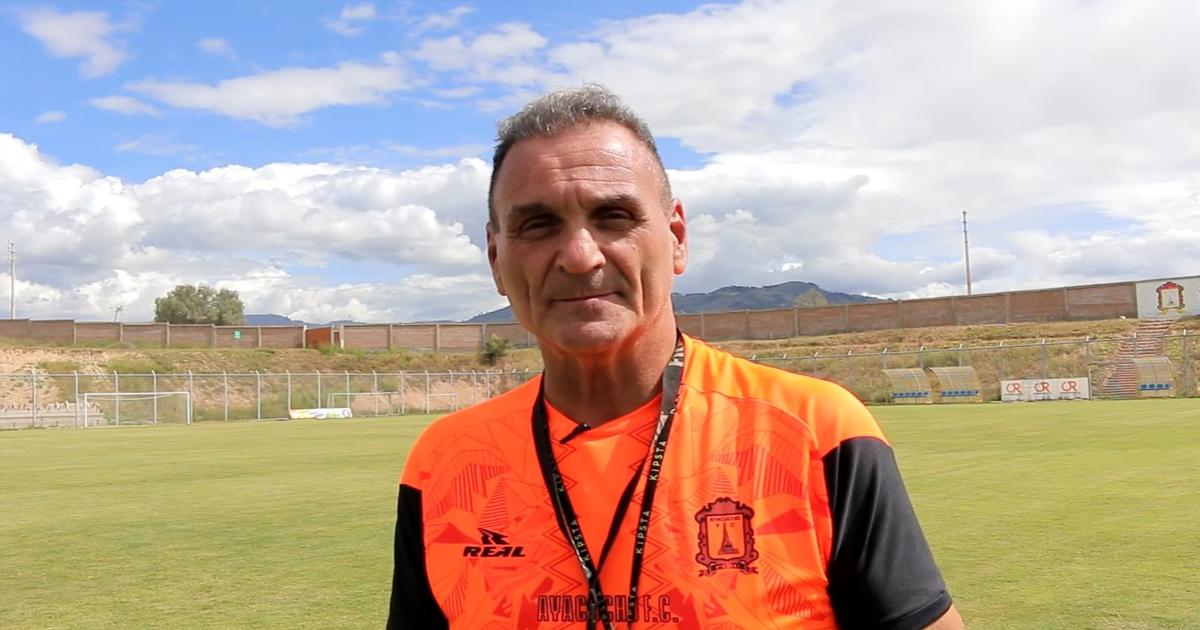 Islas: «Quiero un Ayacucho FC que sea intenso, dinámico y que juegue igual en todas las canchas»
