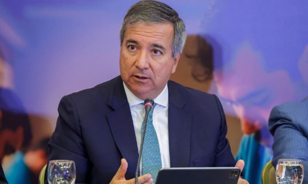 Comex sobre el MEF: “Seguir por el camino trazado, con los ajustes necesarios, es hoy la mejor decisión para la economía peruana”