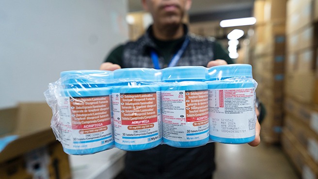 El abastecimiento de medicamentos es asegurado para personas con VIH