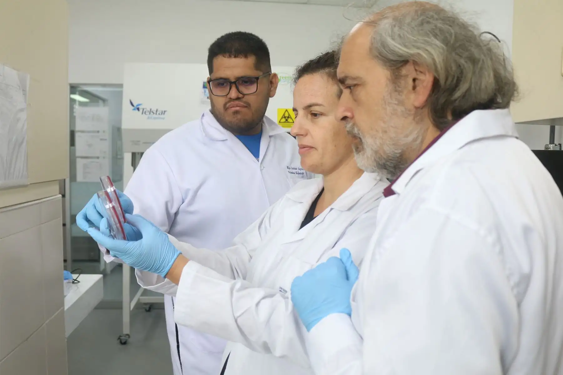 Identifican en Perú gen blaSCO-1 que anula efecto de antibióticos –