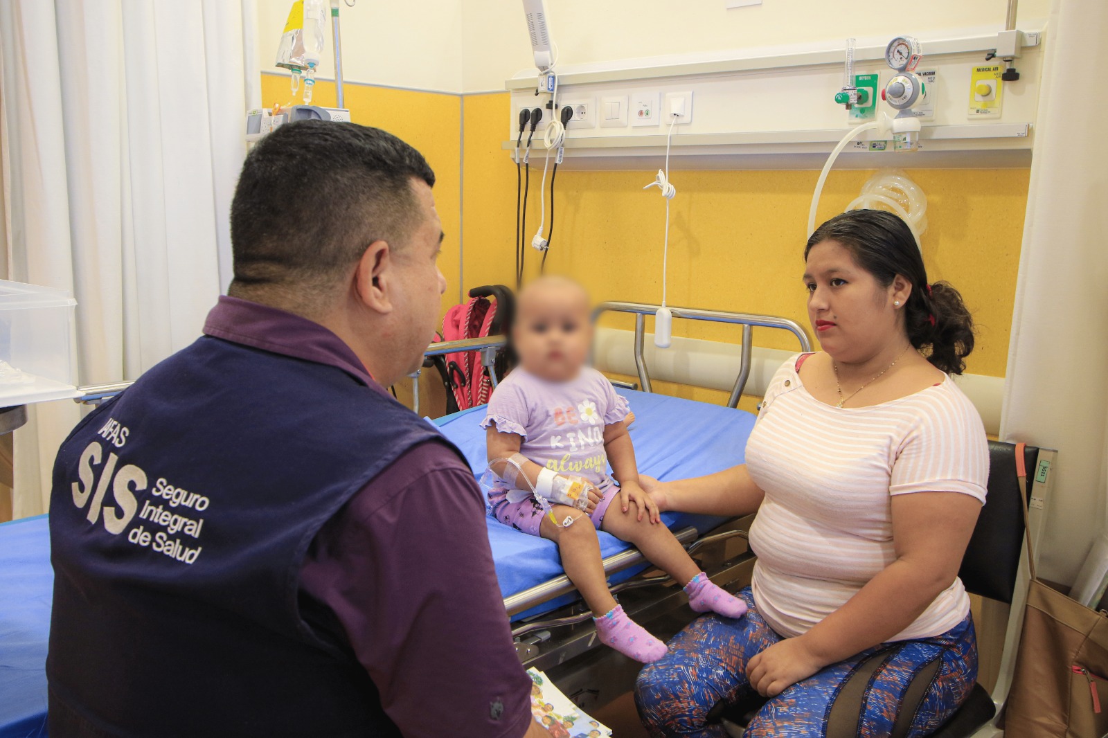 SIS garantizó tratamiento gratuito en 26 mil atenciones de cáncer infantil durante el 2025 –