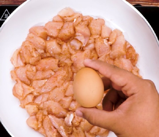 comer pollo y huevos es seguro si están bien cocidos –