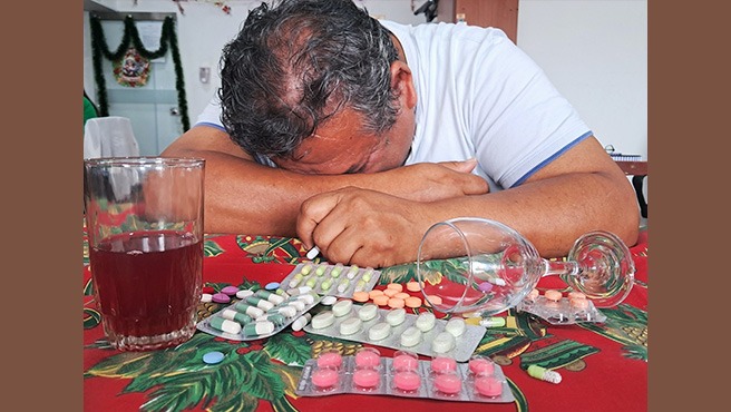 Digemid advierte sobre los riesgos de combinar medicamentos con bebidas alcohólicas –